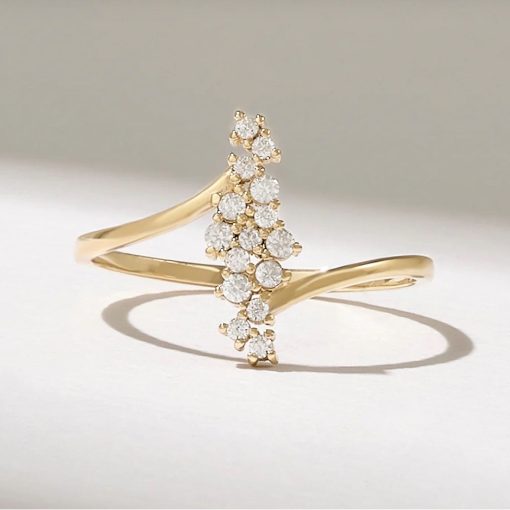 Asymmetrical S925 CZ Cluster Women's Ring. New.